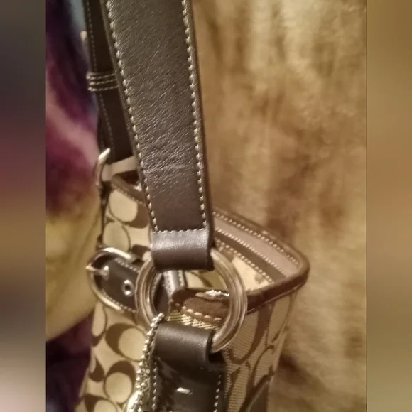 Vintage Coach Soho Brown Suede  EUC Signature Slim Mini Buckle Shoulder Bag - Picture 5 of 11